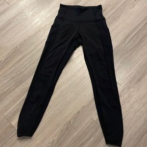 Lululemon Black Mesh Pants Size 4